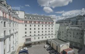 3 dormitorio piso 166 m² en Moscow, Rusia. $2 300  por semana