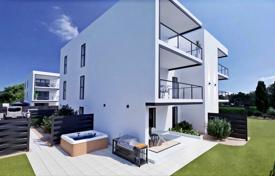 3 dormitorio piso 69 m² en Peroj, Croacia. 254 000 €