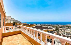 Villa – Costa Adeje, Islas Canarias, España. 590 000 €