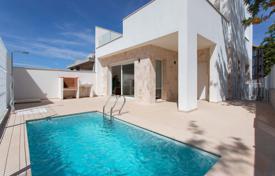 3 dormitorio villa 228 m² en Murcia (city), España. 367 000 €
