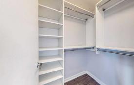5 dormitorio piso en Old Toronto, Canadá. C$997 000