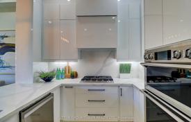 7 dormitorio casa de pueblo en Scarborough, Canadá. C$1 843 000