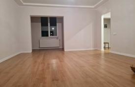 3 dormitorio piso 90 m² en Vake-Saburtalo, Georgia. $100 000