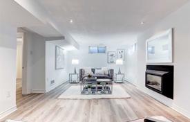 5 dormitorio casa de pueblo en North York, Canadá. C$2 666 000