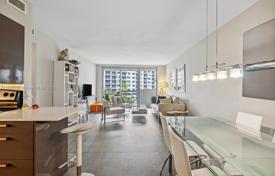 1-dormitorio apartamentos en condominio 68 m² en Miami Beach, Estados Unidos. $510 000