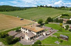11 dormitorio villa 890 m² en Castelnuovo Berardenga, Italia. 1 350 000 €