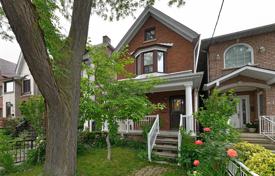 Casa de pueblo – Old Toronto, Toronto, Ontario,  Canadá. C$1 550 000