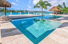 Piso – Miami Beach, Florida, Estados Unidos. $4 750  por semana