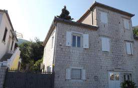 Villa – Kamenari, Herceg Novi, Montenegro. 450 000 €