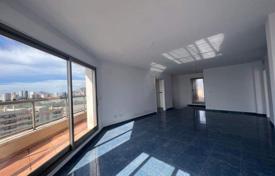 3 dormitorio ático 240 m² en Calp, España. 689 000 €