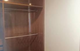 4-dormitorio apartamentos en condominio en Watthana, Tailandia. $3 700  por semana