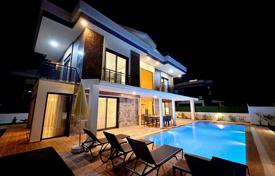 4 dormitorio villa en Fethiye, Turquía. 305 000 TRY  por semana