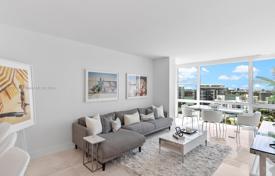 2-dormitorio apartamentos en condominio 124 m² en Miami Beach, Estados Unidos. $1 185 000