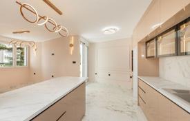 2 dormitorio piso 95 m² en Igalo, Montenegro. 350 000 €