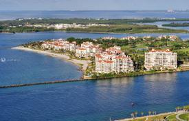 Piso – Fisher Island Drive, Miami Beach, Florida,  Estados Unidos. $935 000