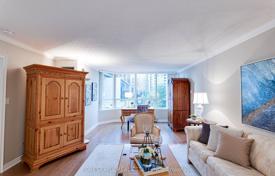 6 dormitorio piso en North York, Canadá. C$925 000
