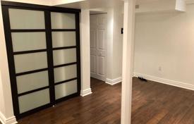 3 dormitorio casa de pueblo en York, Canadá. C$1 184 000