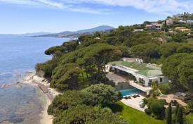22 dormitorio villa en Sainte-Maxime, Francia. Price on request