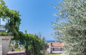 2 dormitorio piso 77 m² en Sveti Stefan, Montenegro. 256 000 €