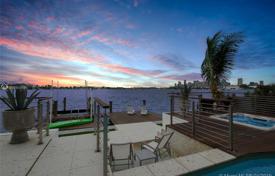 Villa – Miami Beach, Florida, Estados Unidos. $7 950 000