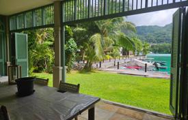 3 dormitorio piso en Mahé, Seychelles. $980 000