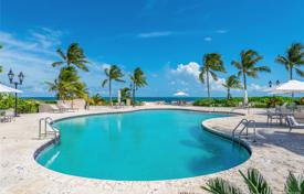 Piso – Fisher Island Drive, Miami Beach, Florida,  Estados Unidos. $950 000