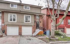 3 dormitorio adosado en North York, Canadá. C$1 611 000