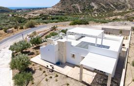 2 dormitorio villa 75 m² en Makry Gialos, Grecia. 275 000 €