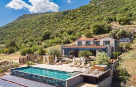 5 dormitorio villa en Kash, Turquía. 222 113 000 TRY