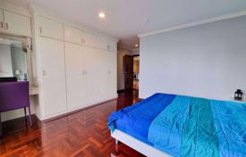 3-dormitorio apartamentos en condominio en Watthana, Tailandia. $452 000