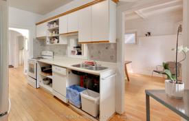 9 dormitorio adosado en Old Toronto, Canadá. C$1 940 000