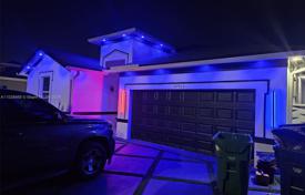 3 dormitorio casa de pueblo 197 m² en Miami, Estados Unidos. $620 000