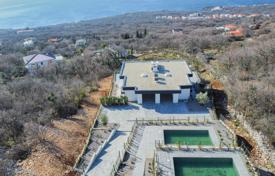 8 dormitorio casa de pueblo 376 m² en Općina Kostrena, Croacia. 1 592 000 €