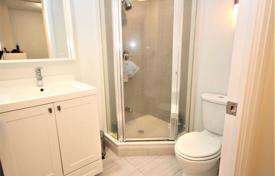 2 dormitorio piso en North York, Canadá. C$921 000