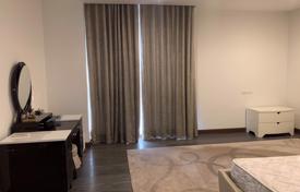3-dormitorio apartamentos en condominio en Pathum Wan, Tailandia. $3 700  por semana