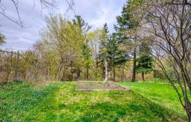 9 dormitorio casa de pueblo en Etobicoke, Canadá. C$1 620 000
