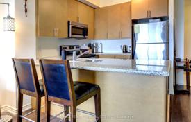 5 dormitorio piso en North York, Canadá. C$808 000