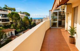 4 dormitorio piso en Fabron, Francia. 499 000 €