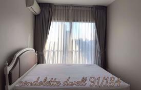 1-dormitorio apartamentos en condominio en Khlong Toei, Tailandia. $172 000