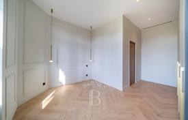 4 dormitorio piso en Cannes, Francia. 890 000 €