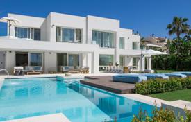 6 dormitorio villa 950 m² en Marbella, España. 20 000 €  por semana