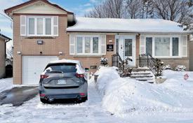 Casa de pueblo – Scarborough, Toronto, Ontario,  Canadá. C$1 199 000