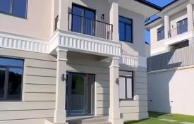 5 dormitorio villa 200 m² en Sarpi, Georgia. 224 000 €