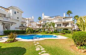 4 dormitorio piso 265 m² en Marbella, España. 899 000 €
