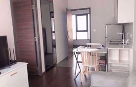 1-dormitorio apartamentos en condominio en Watthana, Tailandia. $186 000