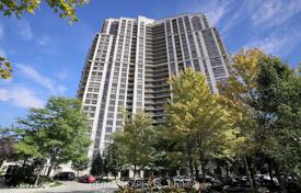 5 dormitorio piso en Etobicoke, Canadá. C$705 000