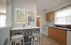 6 dormitorio casa de pueblo en Scarborough, Canadá. C$1 390 000