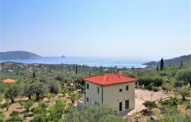 Villa – Galatas, Peloponeso, Administration of the Peloponnese,  Western Greece and the Ionian Islands,  Grecia. 290 000 €