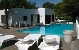 Villa – Ibiza, Islas Baleares, España. 8 500 €  por semana