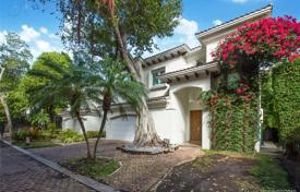 6 dormitorio villa 389 m² en Miami, Estados Unidos. $1 295 000